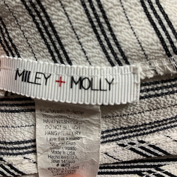 Charming high neck blouse - Picture 4 of 4